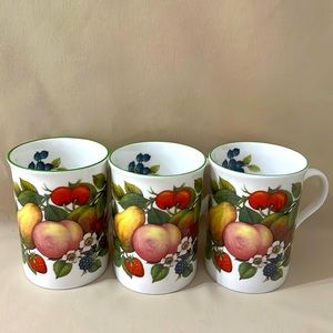 Set of 3 Harvest by Crown Trent, China Mug E1285
